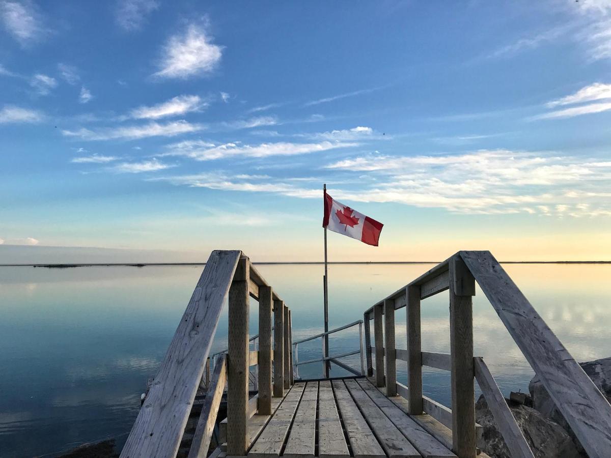 The East Wind Guesthouse Clark's Harbour 외부 사진